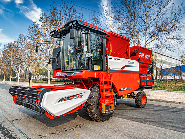 “想發(fā)財就買它!” 中聯(lián)花生收獲機(jī)助用戶走上致富路