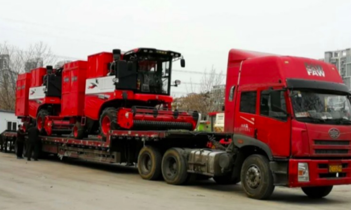 鄭州中聯(lián)花生機-移動的印鈔機